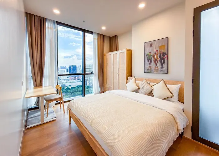Luxury Downtown 2br 2ba Sky Pool Gym 5min Walk To Siam Paragon Apartment