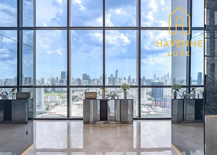 Luxury Downtown 2br 2ba Sky Pool Gym 5min Walk To Siam Paragon Apartment