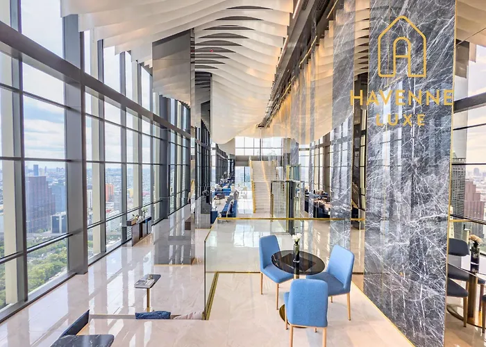 Luxury Downtown 2br 2ba Sky Pool Gym 5min Walk To Siam Paragon * Bangkok