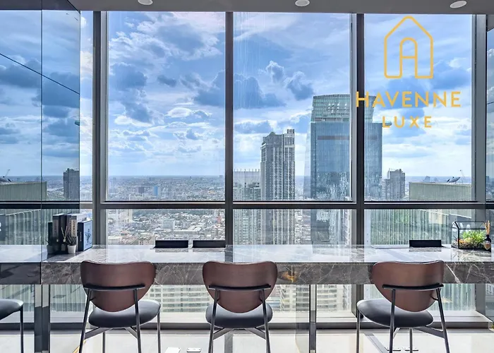 Luxury Downtown 2br 2ba Sky Pool Gym 5min Walk To Siam Paragon * Bangkok