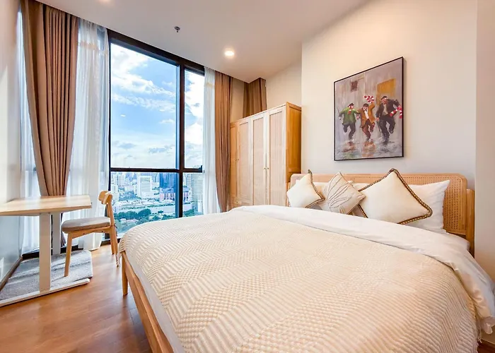 Luxury Downtown 2br 2ba Sky Pool Gym 5min Walk To Siam Paragon Apartment *